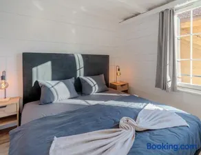 Comfy, Spacious and Central Duplex Apartment - Image 2