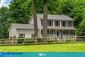 Mountain Views w Hot Tub 95 TV & Trail Access - Image 1