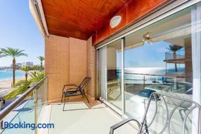 Шикарная квартира на первой линии -Luxury apartment on the first line sea - Image 2