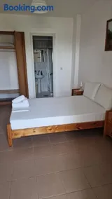 Pansion Alexandros - Image 1