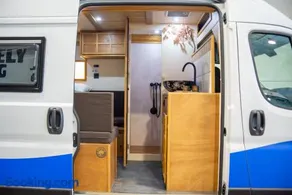 Wheely Fog Alquiler Campers Valencia - Image 3