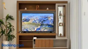 Veridian Stay 2BR Oasis - Stylish & Modern - Image 5