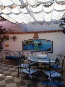 EXCLUSIVE LUXURY HOUSE "VILLA POMPEIANA" IN VIA CAMERELLE 65a CON TERRAZZA VISTA MARE - Image 1