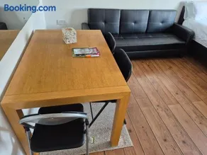 entire apartment in Durham - Image 3