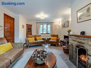 5 Bed in Cheltenham oc-94643 - Image 4