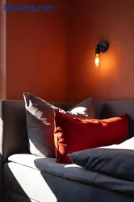 Farb-Reich - Sauna, Netflix, Nespresso, Zentral - Image 3