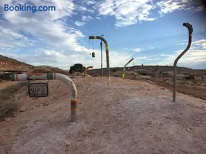 Earthworm Underground House No1 - Image 3
