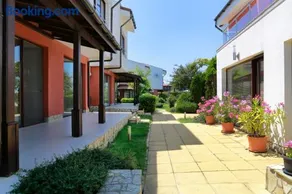 Saint Stefan Villas - Image 5
