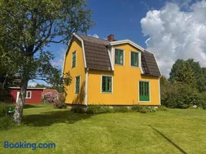 The Solhem Cabin - 80m to the lake, 1930s charm - Image 1