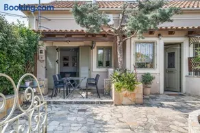 Marias Charming Mezonet - Image 1