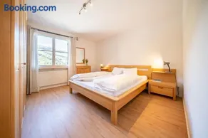 3202 Wunderschoene, frisch renovierte Wohnung mit viel Charme und moderner Optik - Image 5
