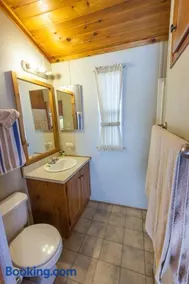 Pio Pico Camping Resort One-Bedroom Cabin 13 - Image 4