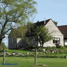 The Old Cowshed - Image 2