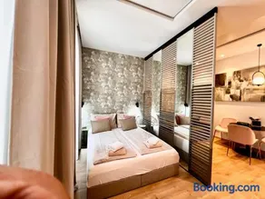 Vienna Urban Residence - Image 1