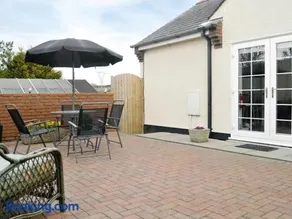 The Snug - Image 1
