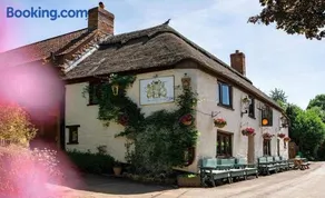 The Rising Sun Inn - Image 2