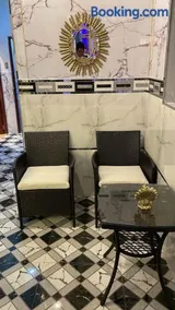 Lion house - Image 3