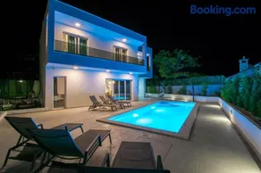 Villa Cipa - Image 1