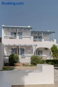 Niriides Boutique Apartments - Image 1