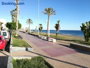 APARTAMENTO JUNTO AL MAR - Image 2