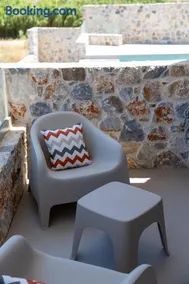 Stone Luxury Suites - Image 2