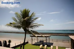 Casa com 5 suítes, sauna, piscina e área gourmet - Image 1