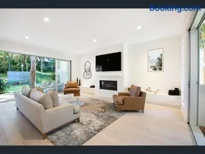Steps from Avalon - Beach Modern Coastal House - Image 1