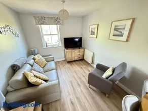 Dudleys Retreat - Part of the The Bay Filey Holiday Village with pool, gym and direct beach access, pub, restaurant, tennis and meadows walks - Image 5