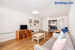 Amazing Thames view apartment - Image 1