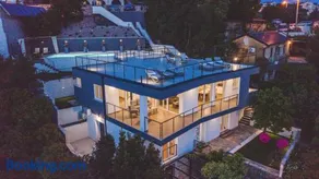Beachfront Villa Grace with heated rooftop pool - Image 2