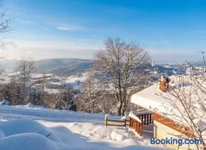 Chalet adapté aux familles avec terrasse, barbecue et piscine chauffée | Vue montagne | Avec animaux autorisés - Image 1