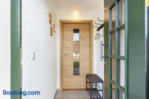 Familienfreundliches wunderschönes Apartment mit Grill, Garten und Terrasse | Gartenblick - Image 2