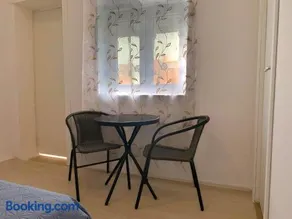 Anchor House - Image 4