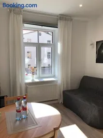 Pernavas Park & Bed Apartment Riga - Image 3