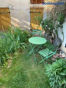 Joli appartement avec coin jardin - Image 2