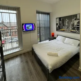 Westgate Apartments - Image 5