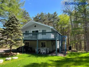 Evergreen Escapes 4 BR with Game Room, Firepit near Kalahari and Camelback - Image 1