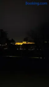 Schönbrunn Apartments - Image 4