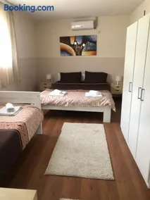 Sunny House - Image 5