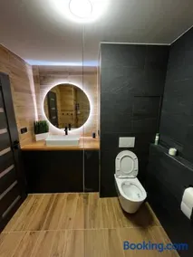 Spaní na paletách kousek od centra Hradce Králové - Image 2