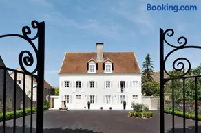 Gîte de charme - 4 étoiles - 20 min de Beaune - Maison Saunières - Climatisé - Image 1