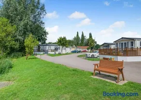 Cawood Country Park - Image 4