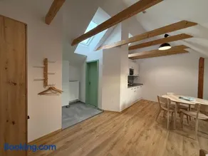 Školní 60 - Image 2
