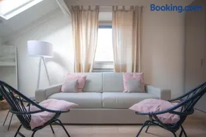 Comonfive Apartments - Image 2