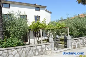 Apartmani Ana 2 I 3 - Image 2