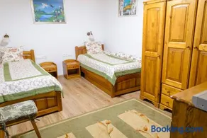 Tündérgyöngye Apartmanház - Image 2