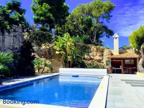 El Collado - Image 1