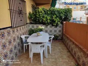Maison de vacances avec terrasse et internet haut débit | Vue ville | Idéale pour le télétravail - Image 5