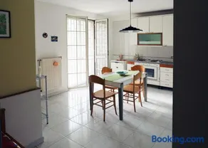 Merola Sisters Holiday Home - Image 2