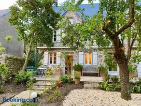 Hübsches Landhaus der Familie mit eigenem Garten - Image 1